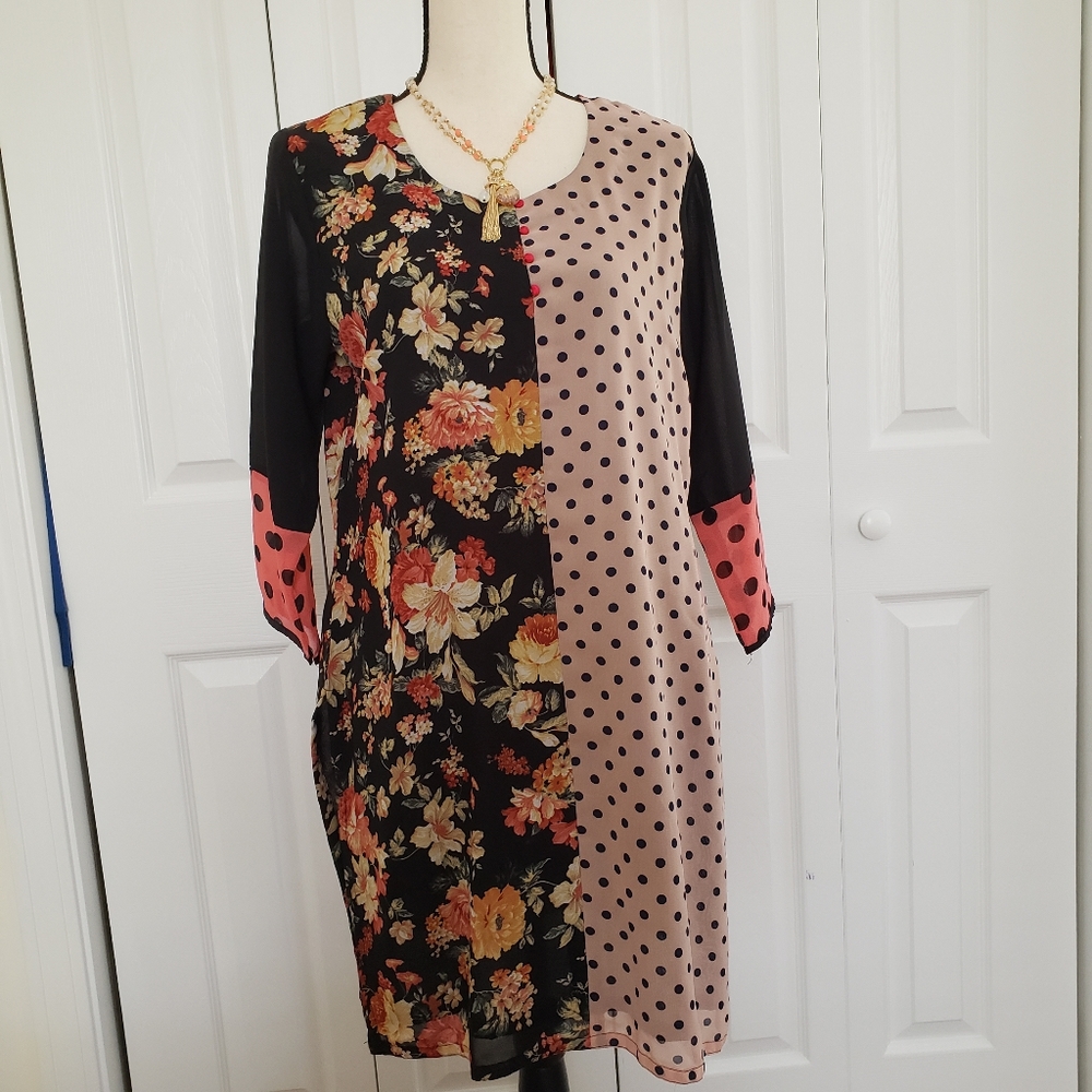 Gorgeous 2 Different Pattern Dress - image 2